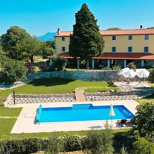 Hotel Calussovo Ripenda Kras